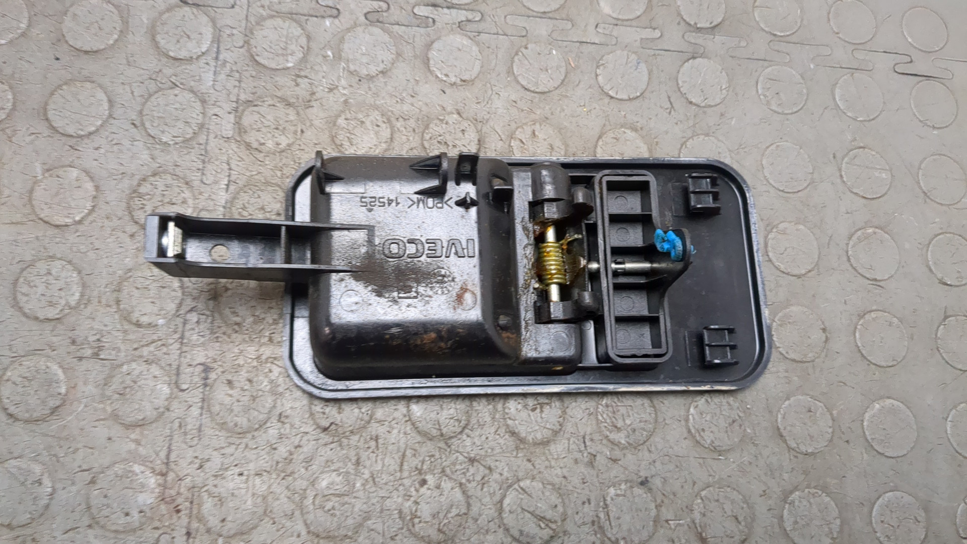 Ручка двери задней внутренняя правая