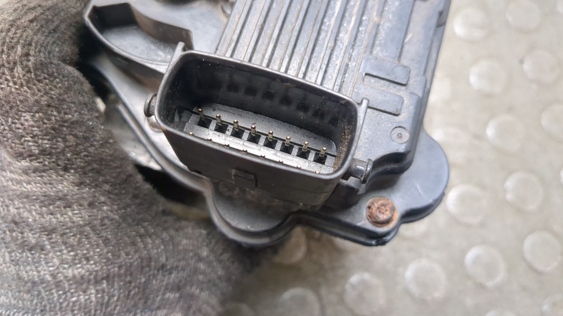 Заслонка дроссельная электрическая