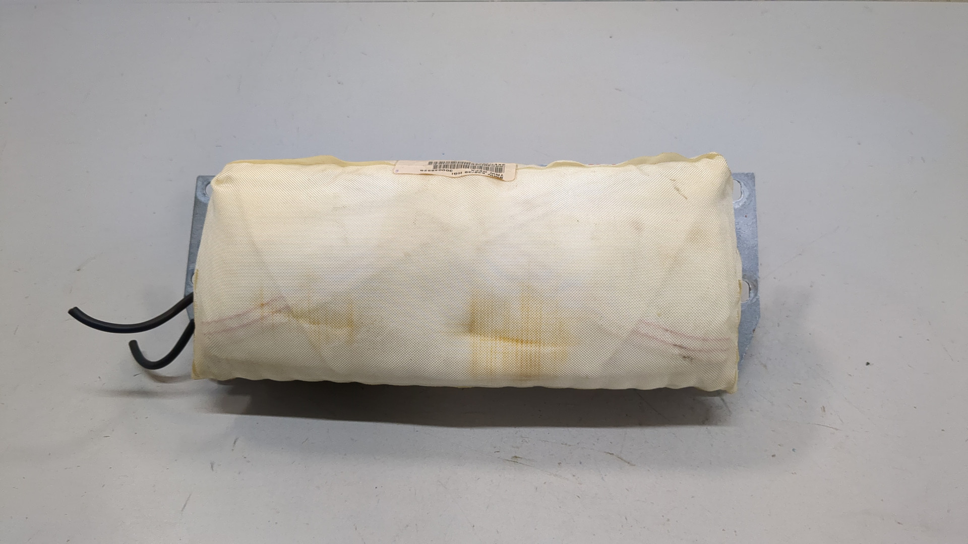 Подушка безопасности пассажирская (в торпедо)