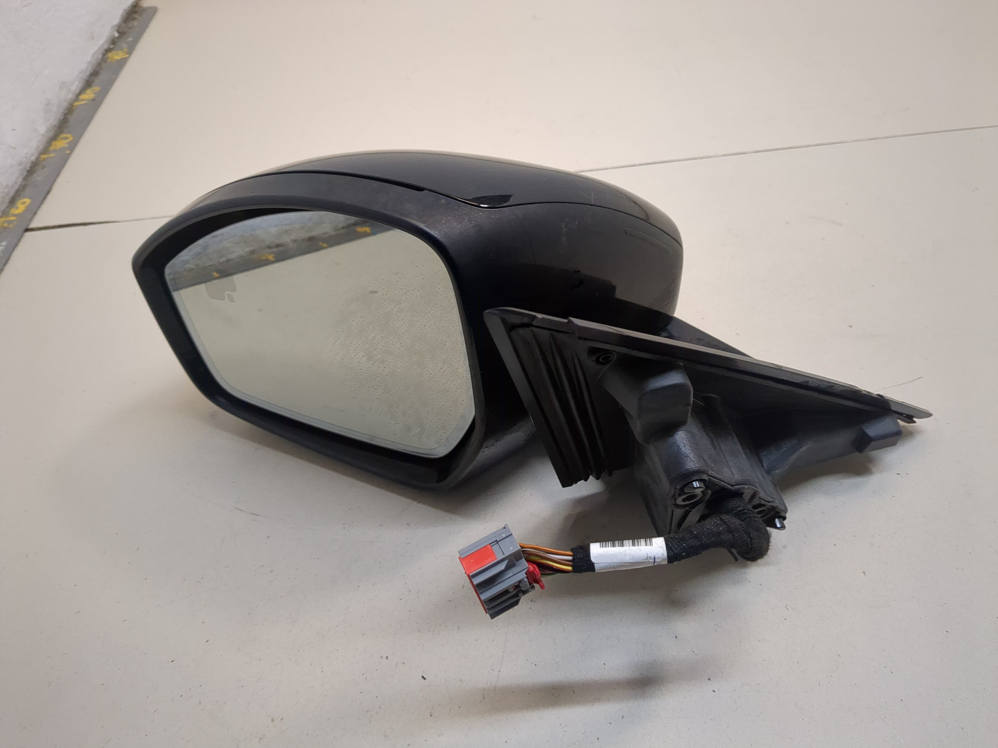 Зеркало левое электрическое