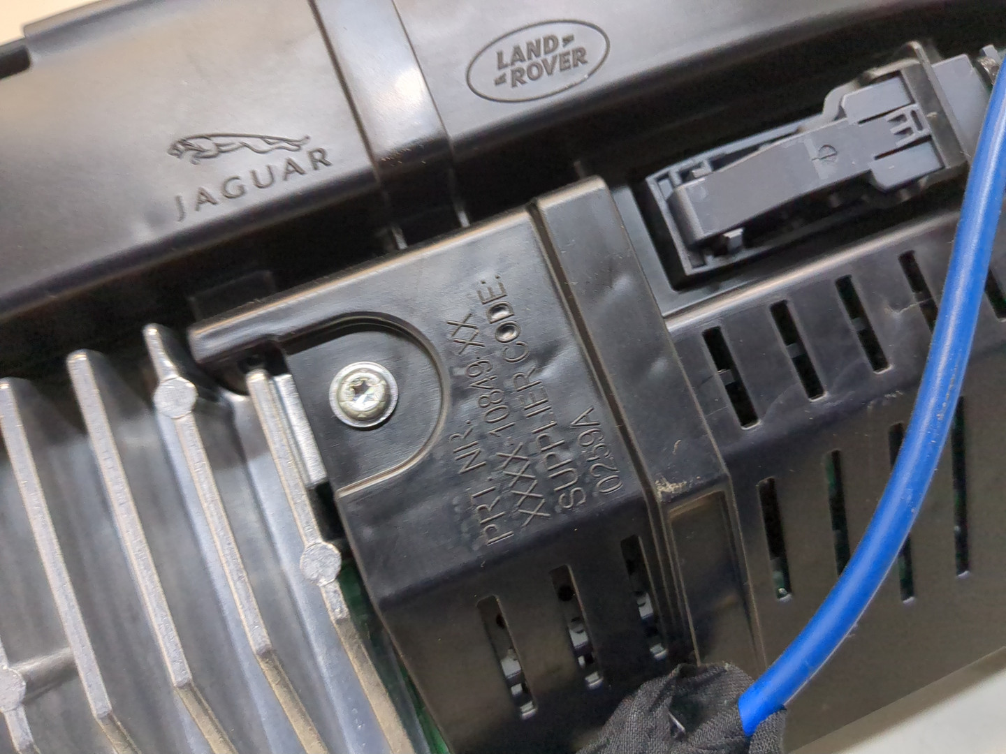 Панель приборов