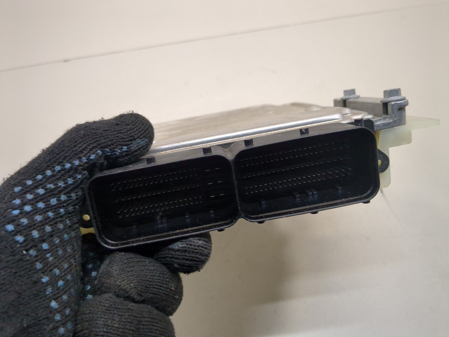 Блок управления двигателем