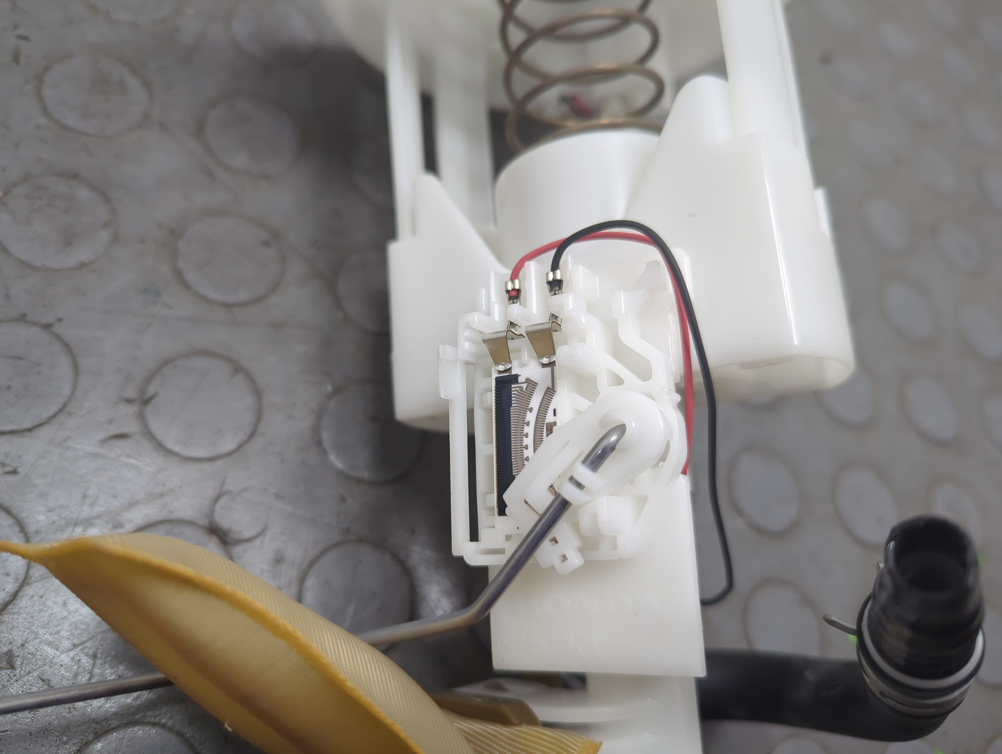 Датчик уровня топлива