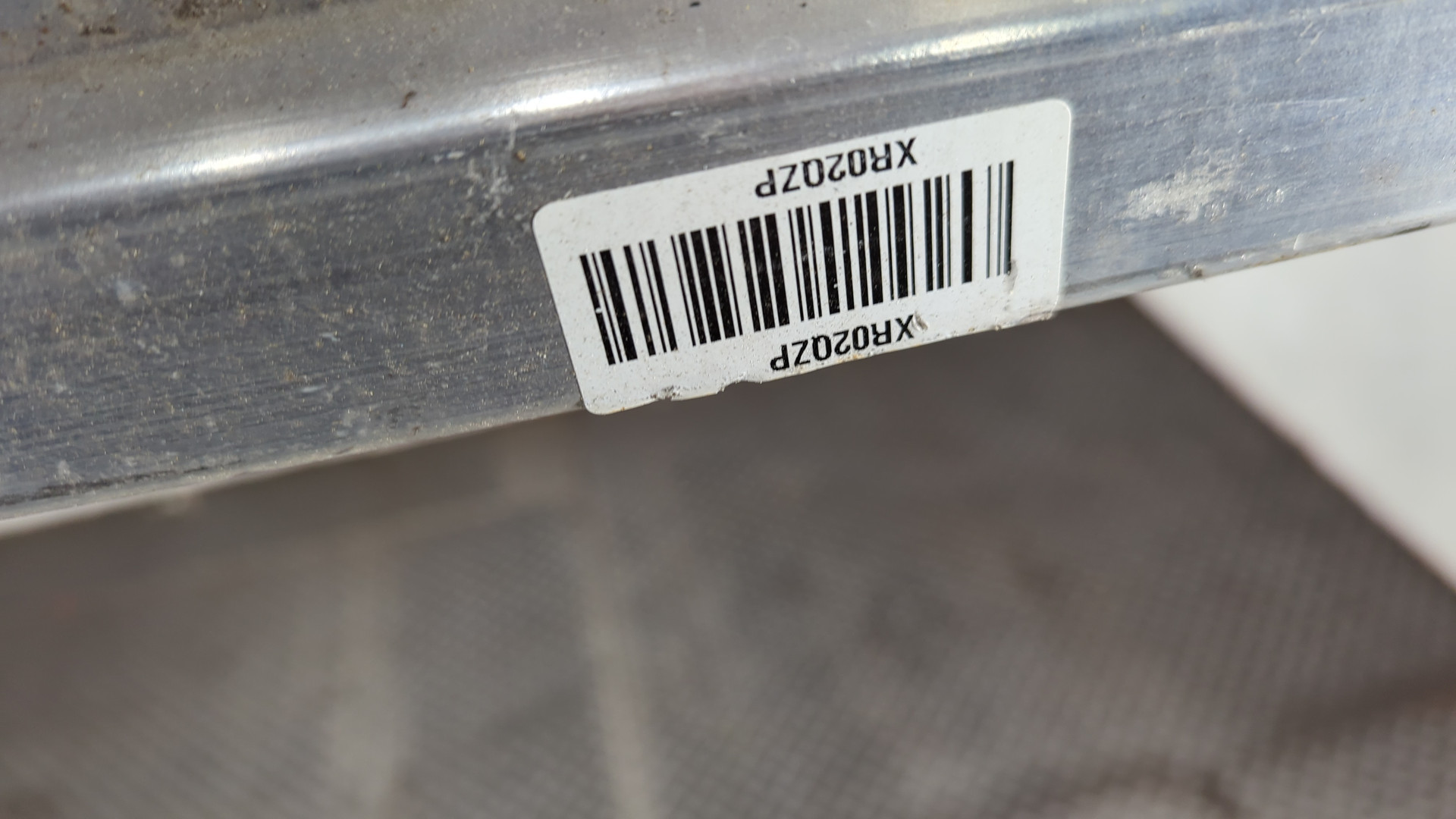 Усилитель заднего бампера