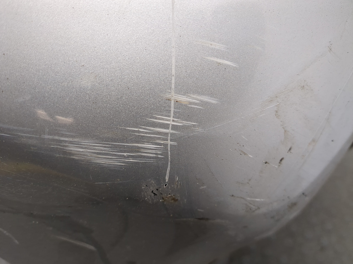 Бампер задний