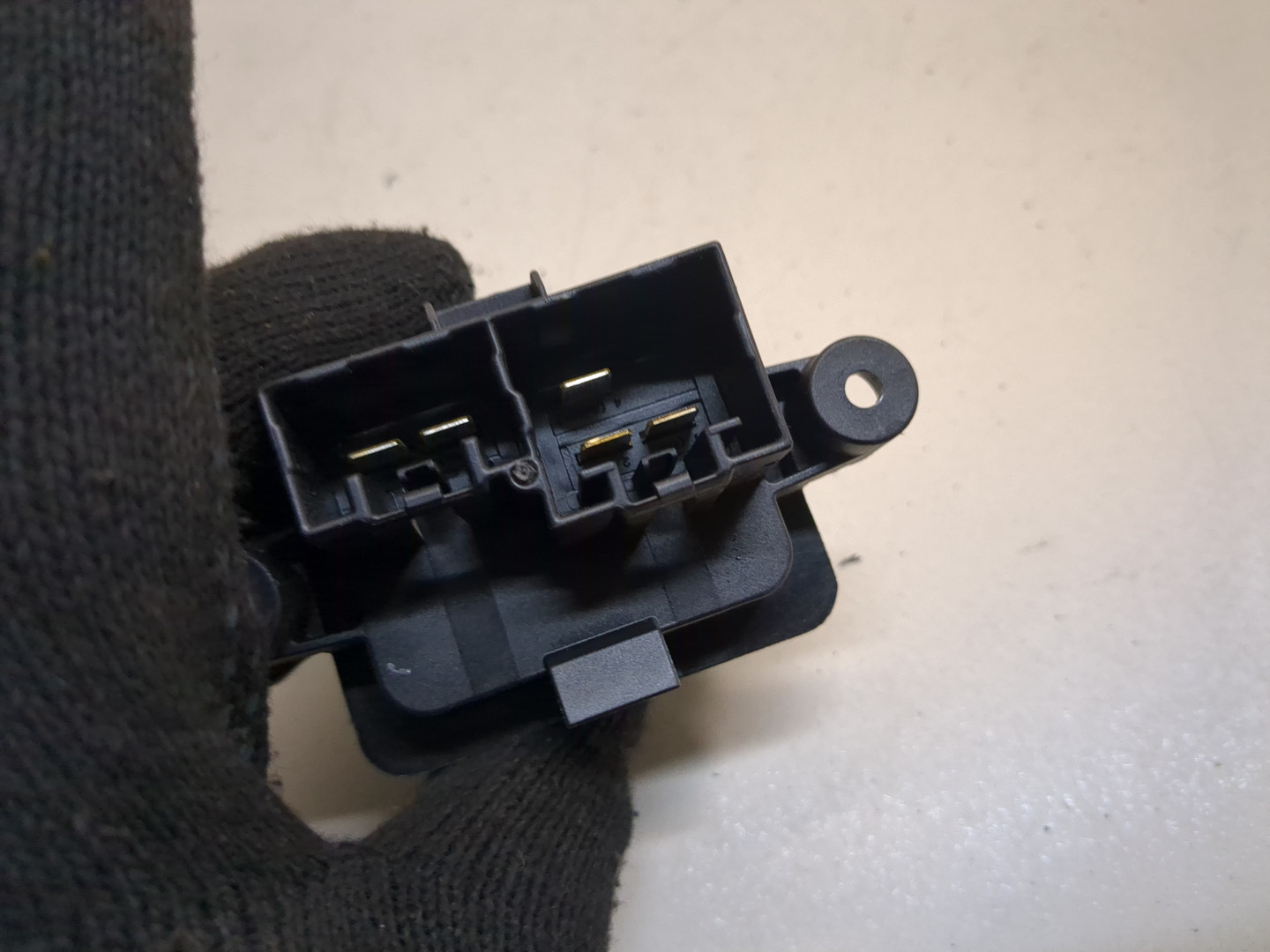 Резистор отопителя