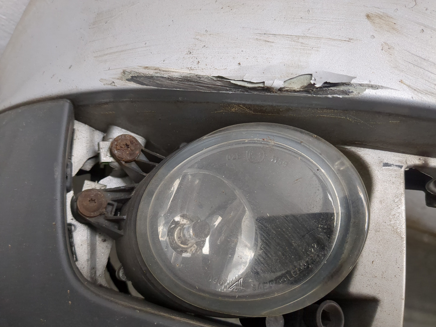 Бампер передний