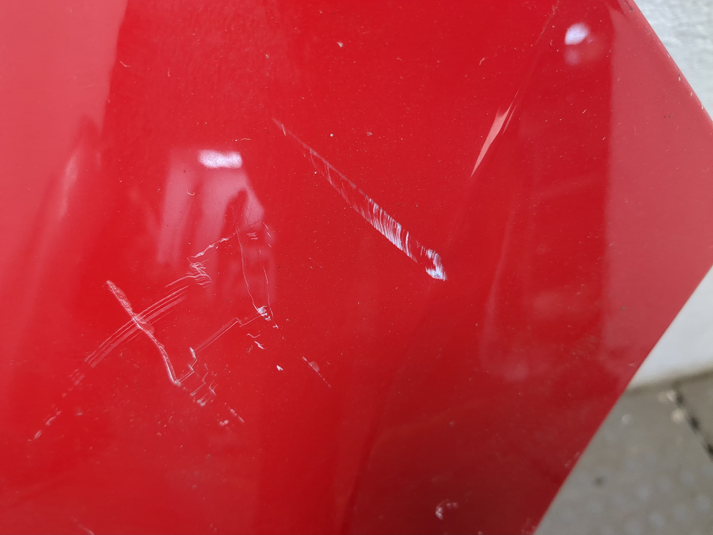 Крыло переднее правое