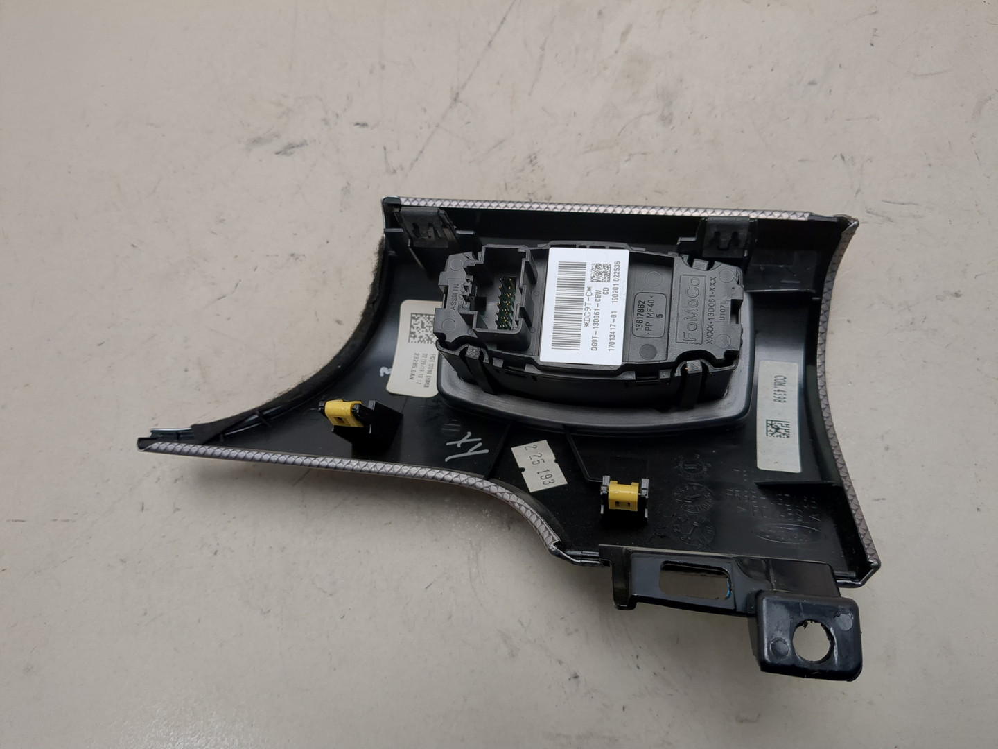 Переключатель света фар