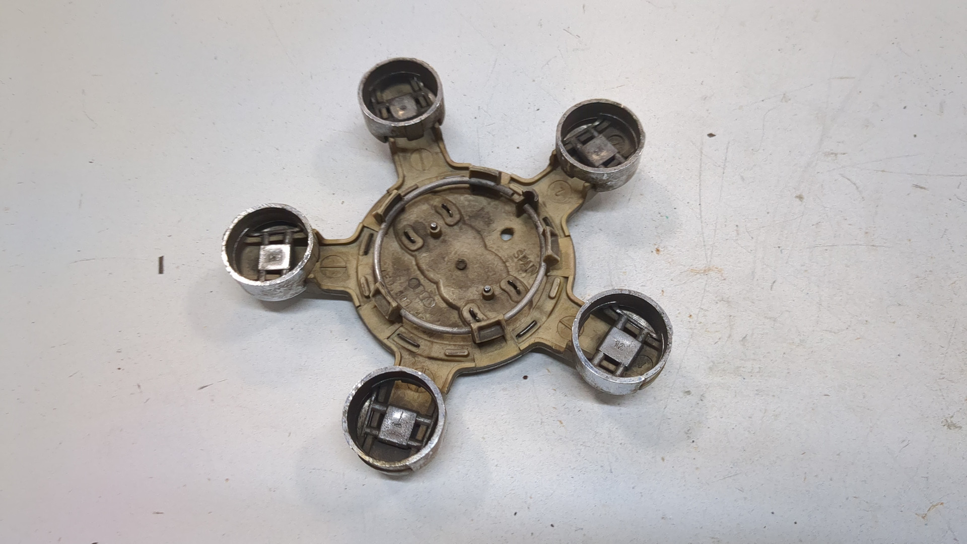 Колпак декоративный