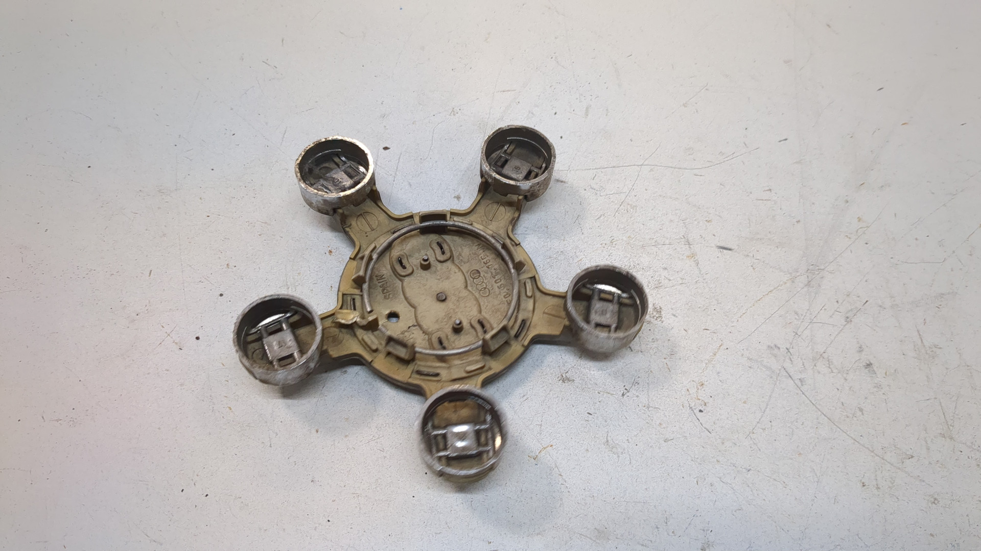 Колпак декоративный