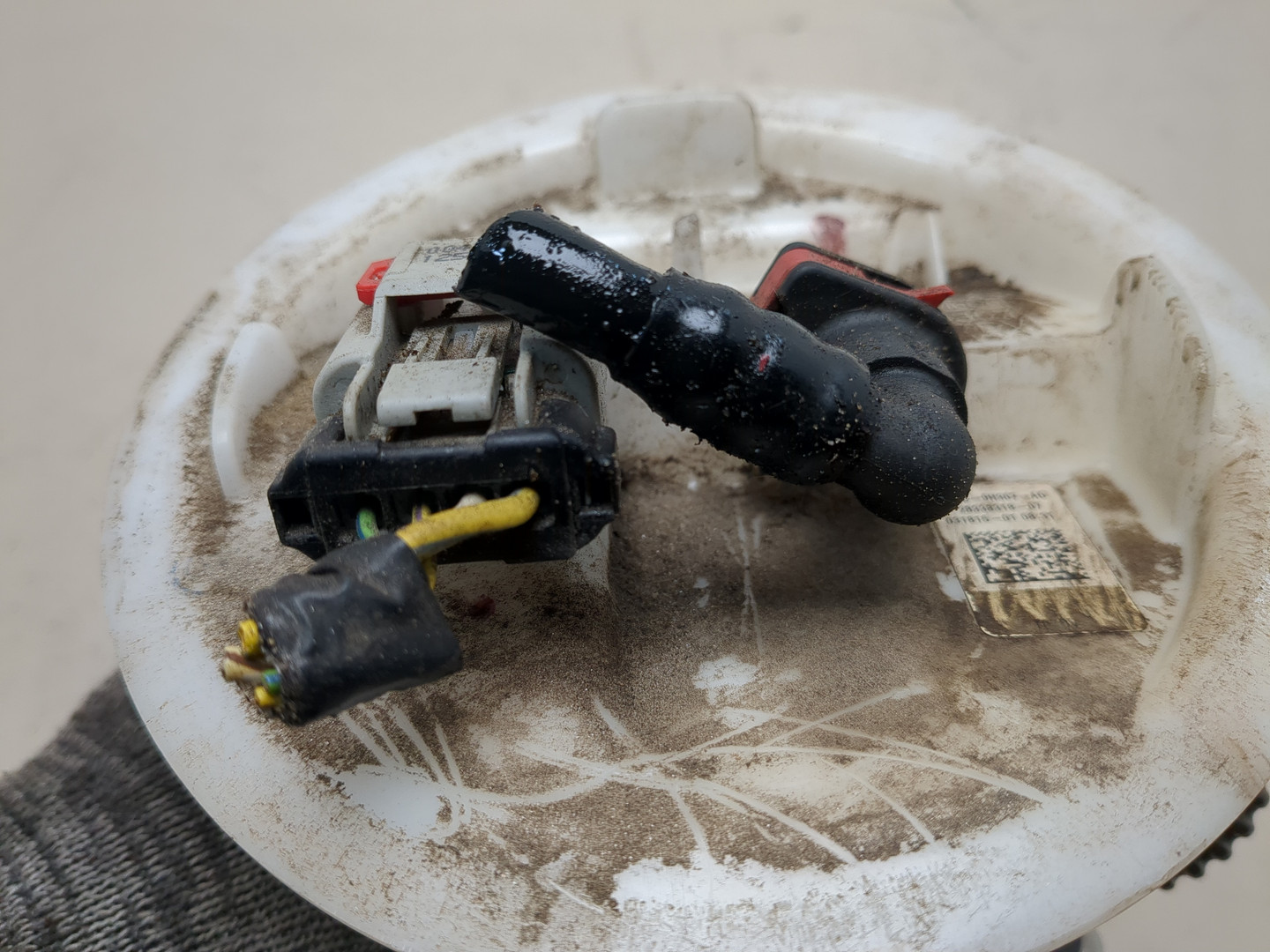 Насос топливный электрический