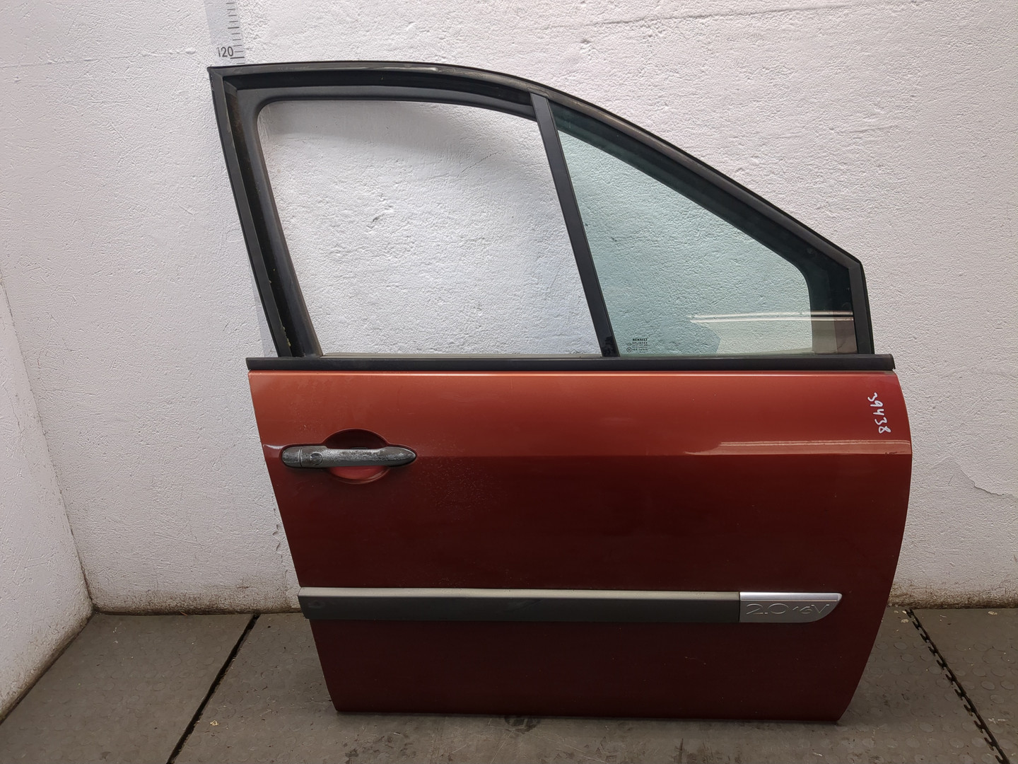 Дверь передняя правая