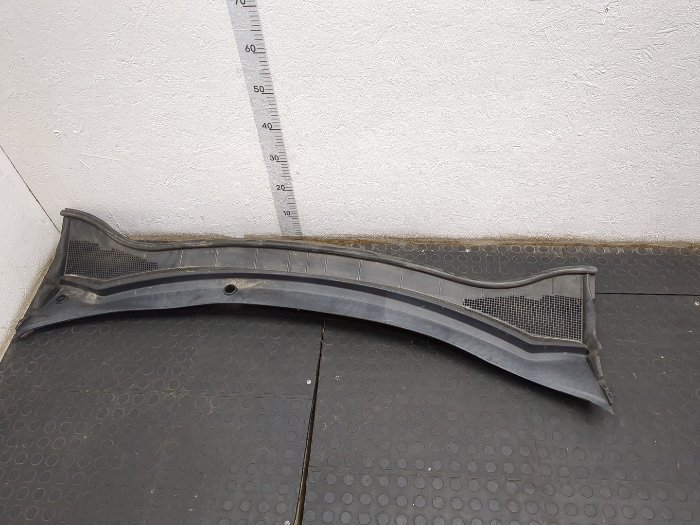 Решетка стеклоочистителей (Жабо)