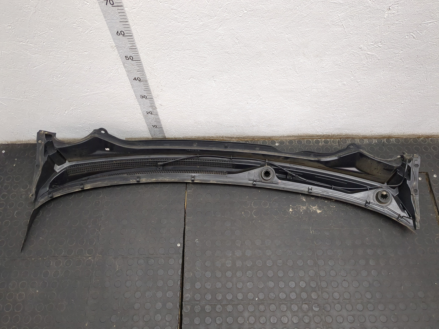 Решетка стеклоочистителей (Жабо)