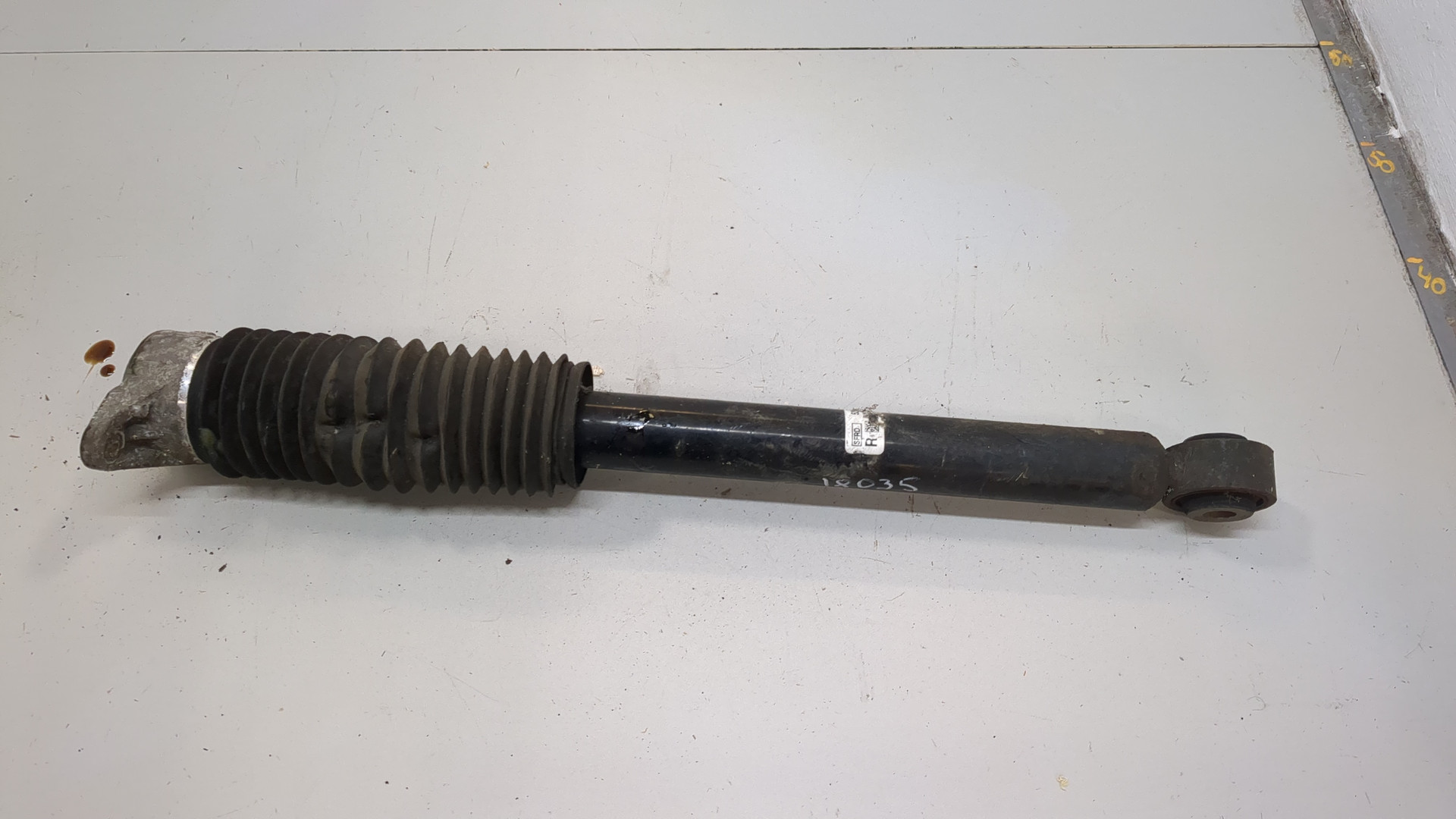 Амортизатор задний (стойка)