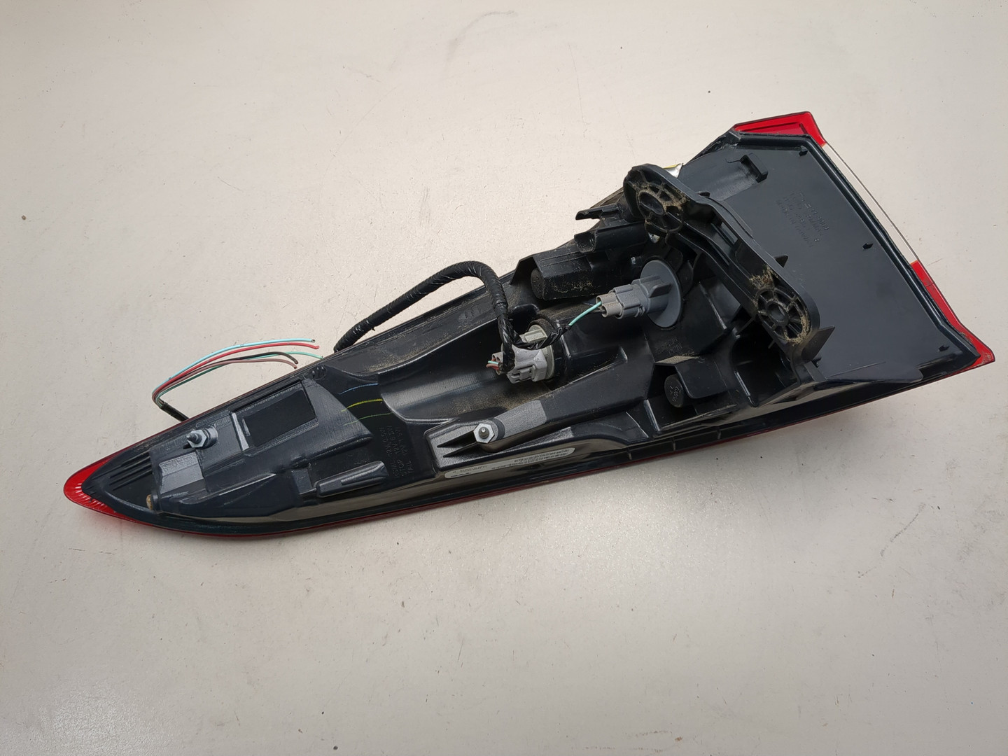 Фонарь задний правый