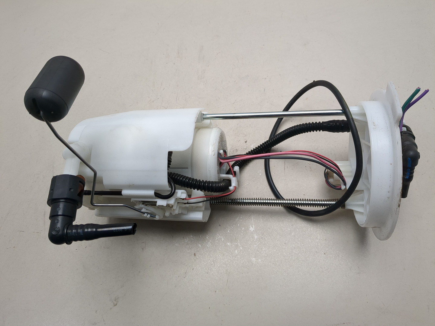 Насос топливный электрический