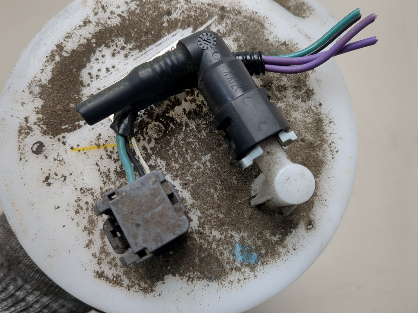 Насос топливный электрический