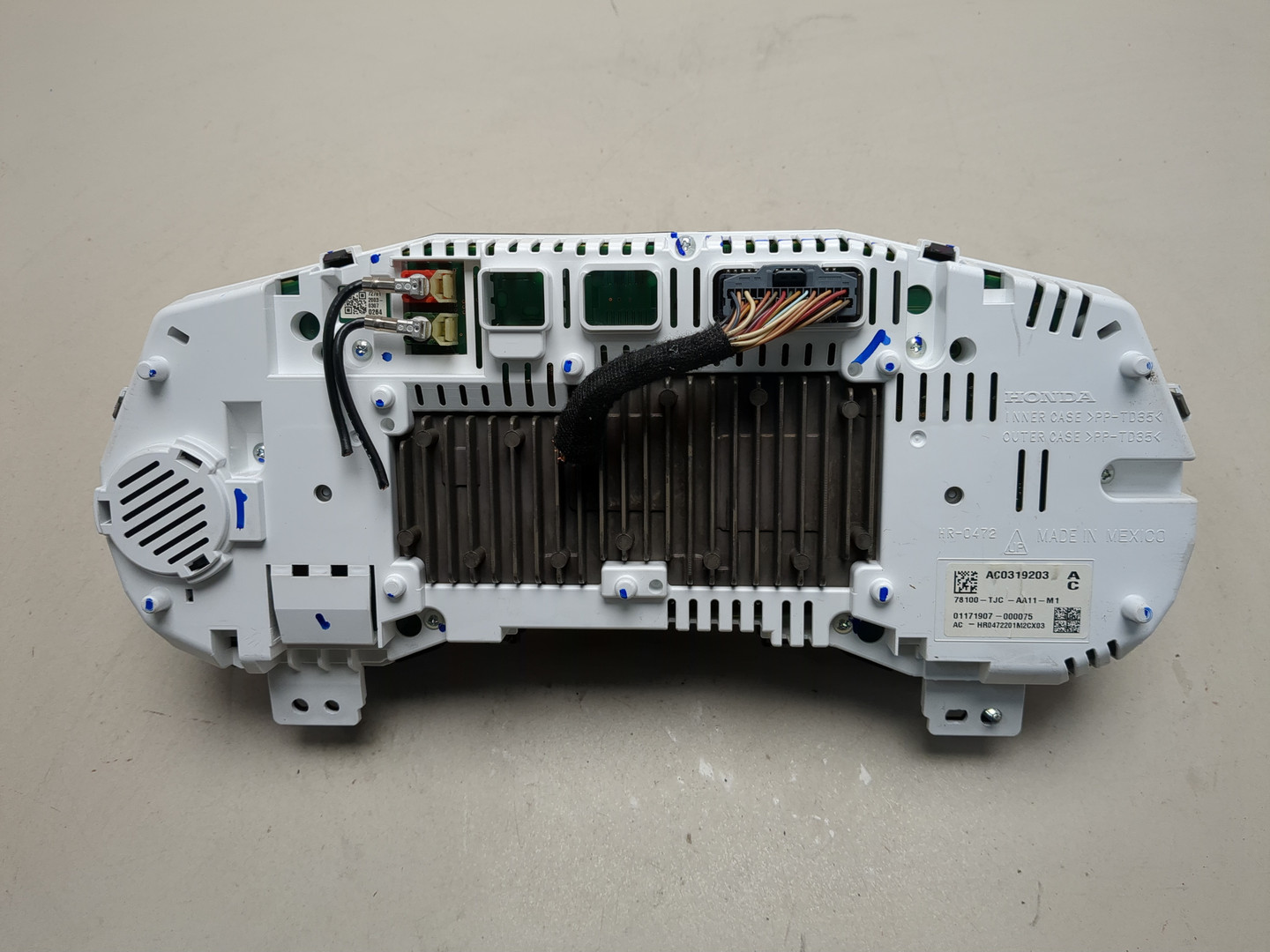 Панель приборов