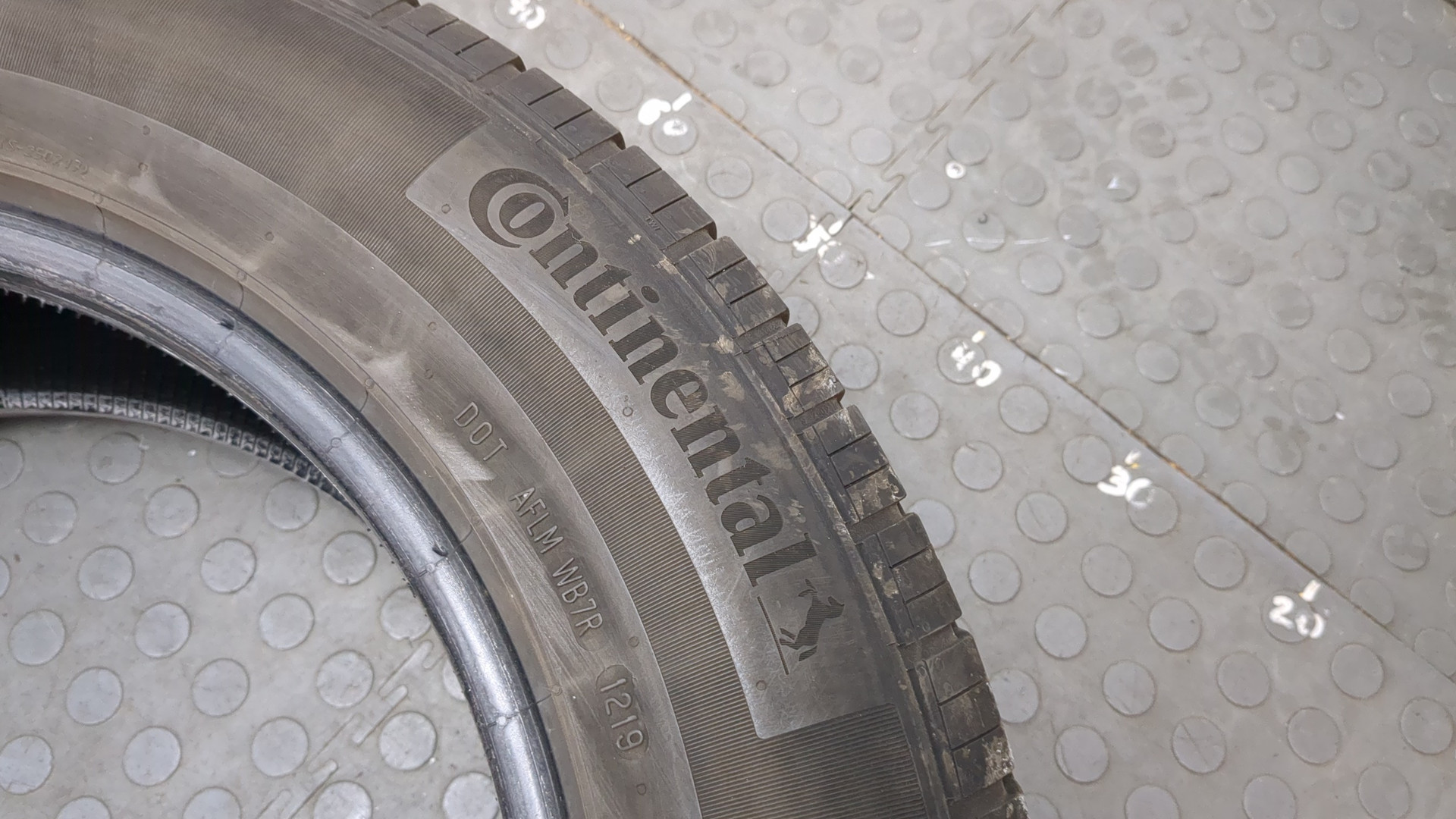 Шины комплект (4 шт.)