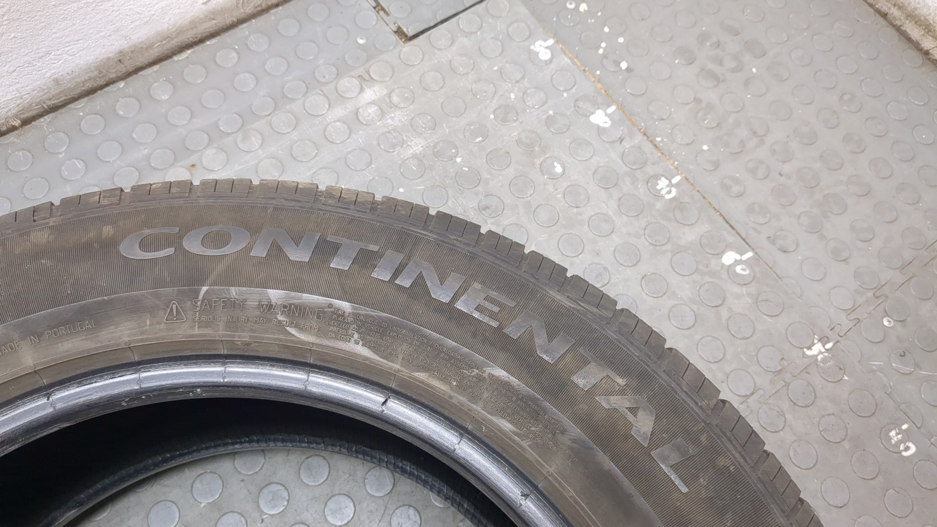 Шины комплект (4 шт.)