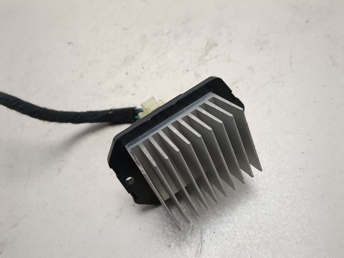 Резистор отопителя