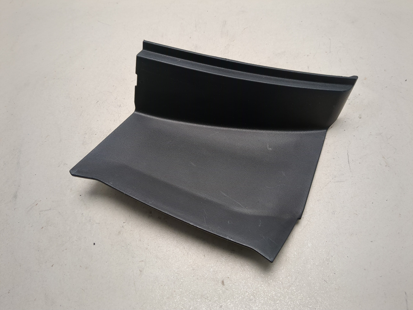 Планка под фонарь правая