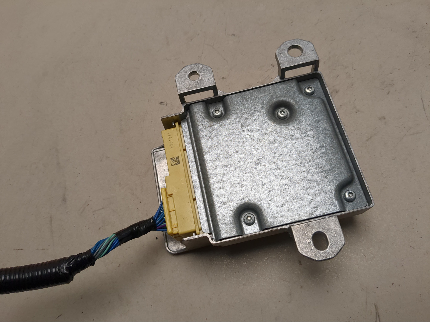 Блок управления подушек безопасности (AIR BAG)