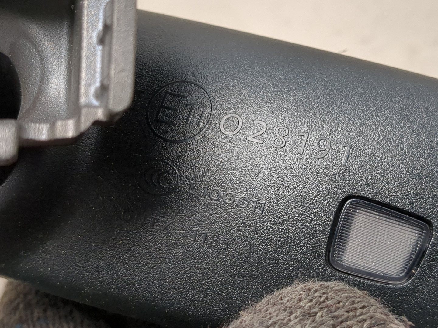 Зеркало заднего вида