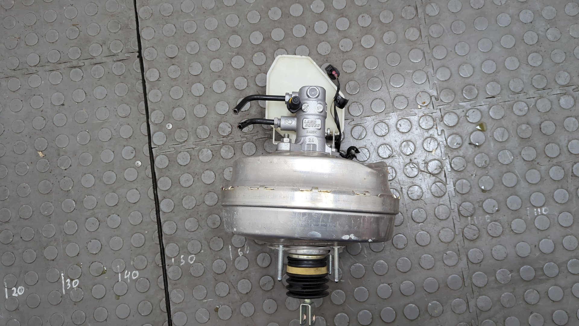 Цилиндр тормозной главный