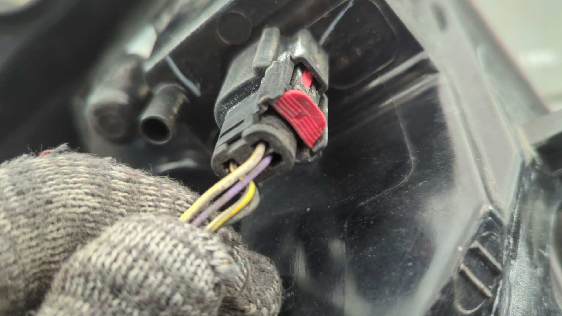 Фонарь задний правый