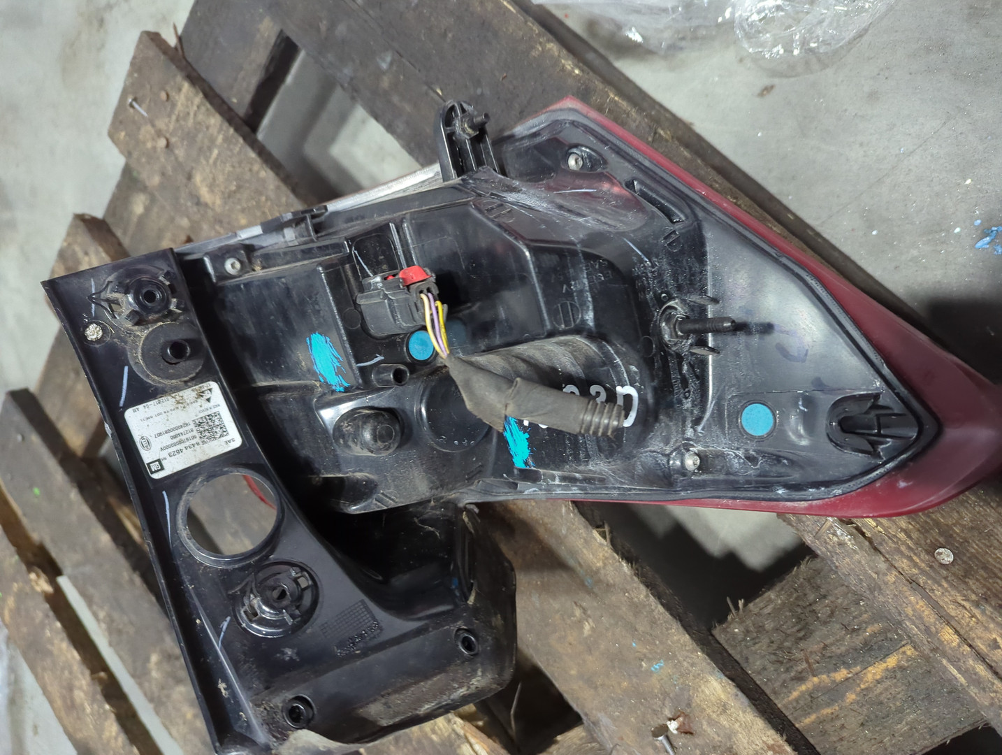 Фонарь задний правый