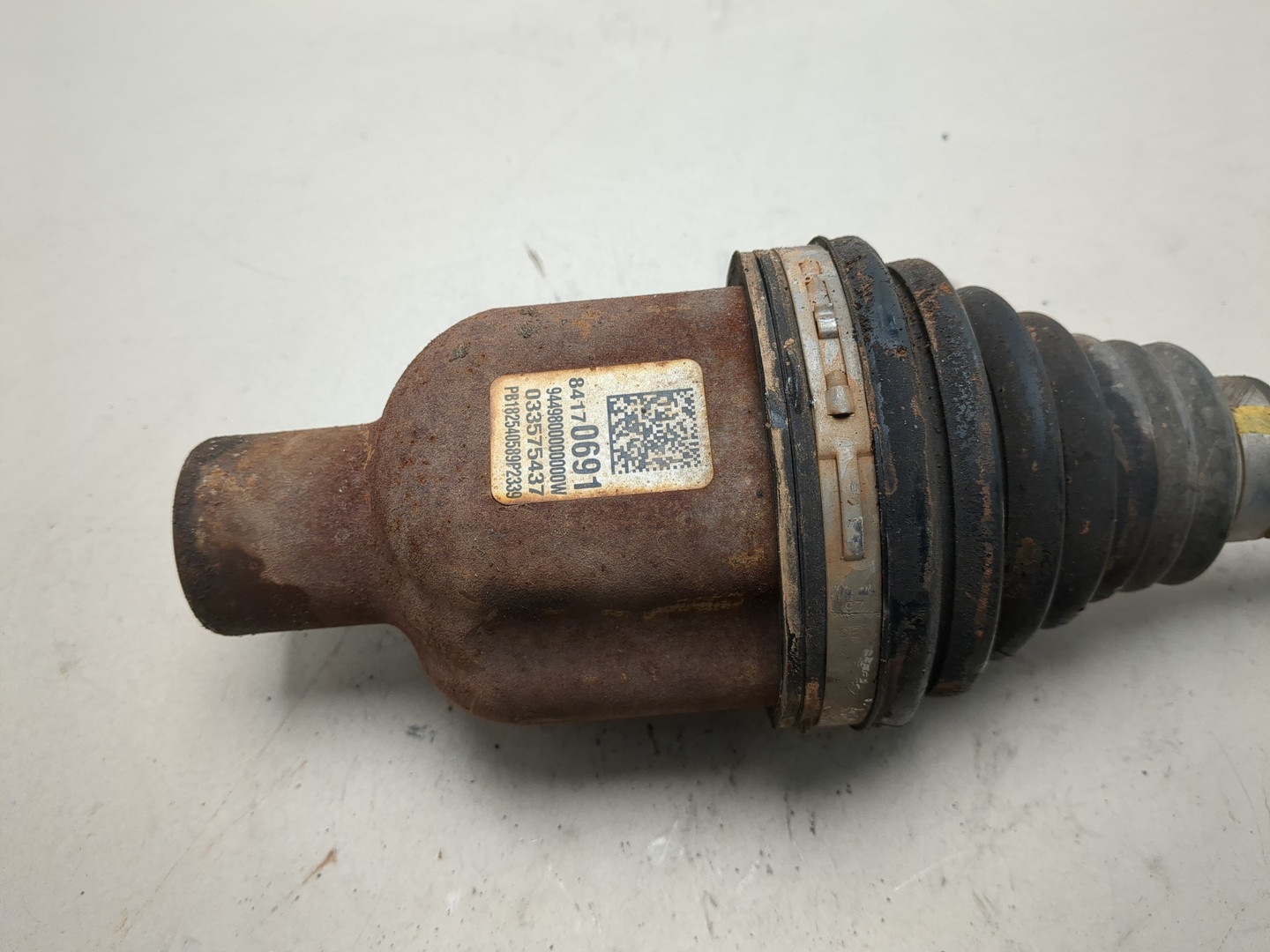 Полуось передняя правая