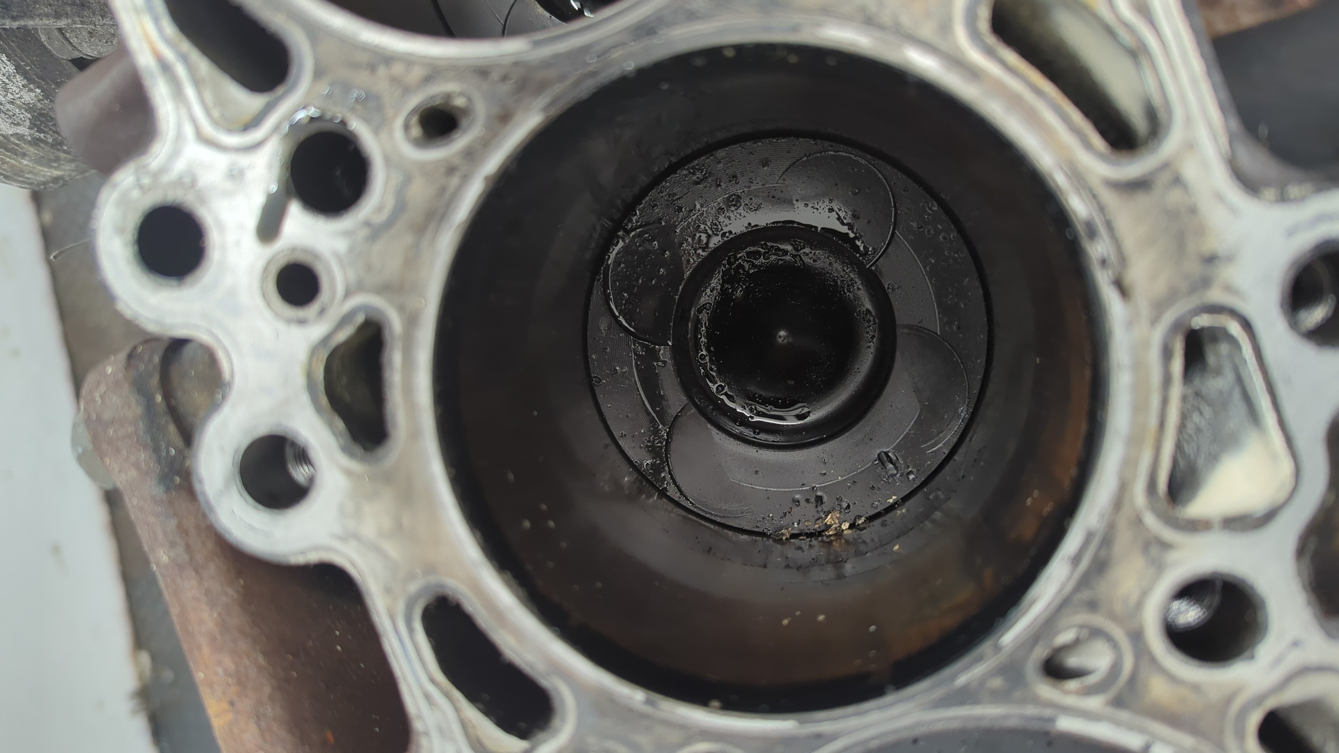 Блок двигателя