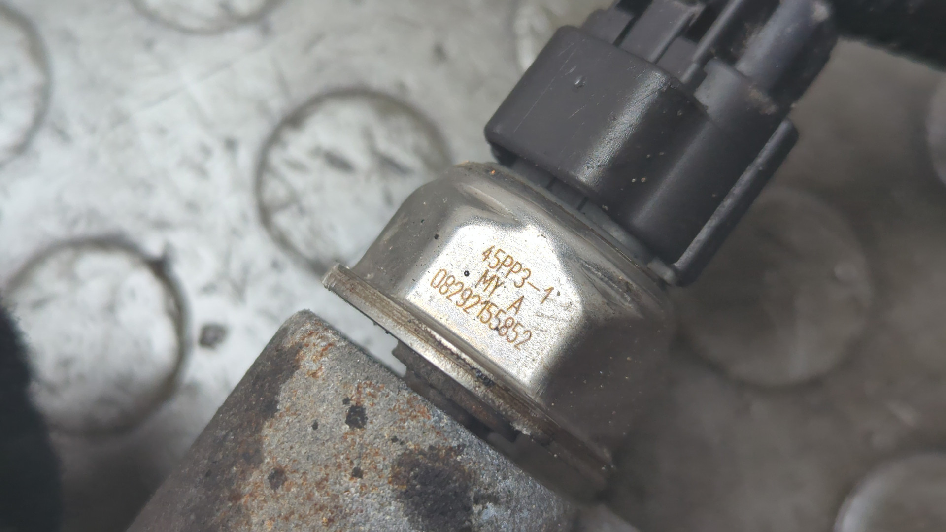 Рейка топливная (рампа)