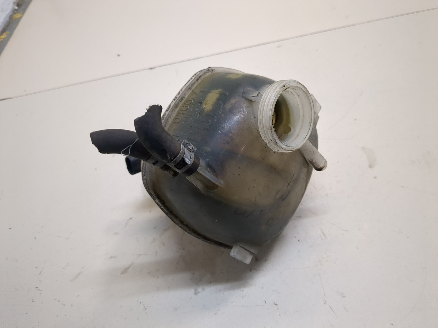 Бачок расширительный