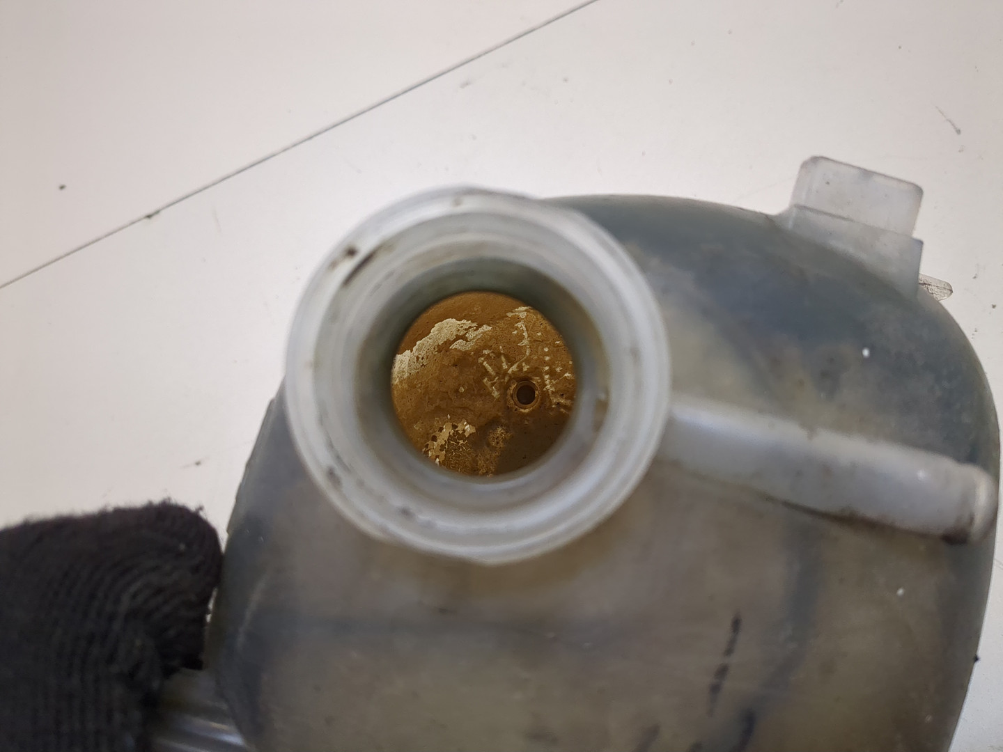 Бачок расширительный