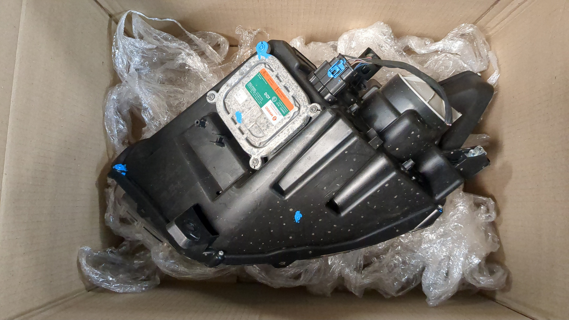 Фара правая