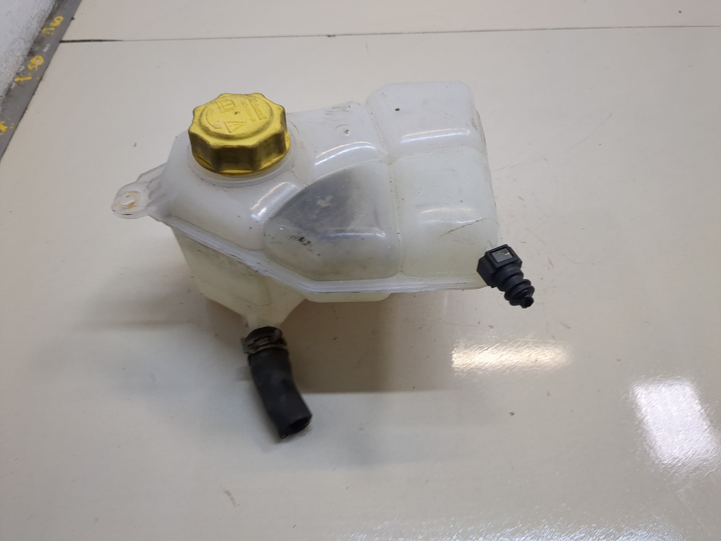 Бачок расширительный