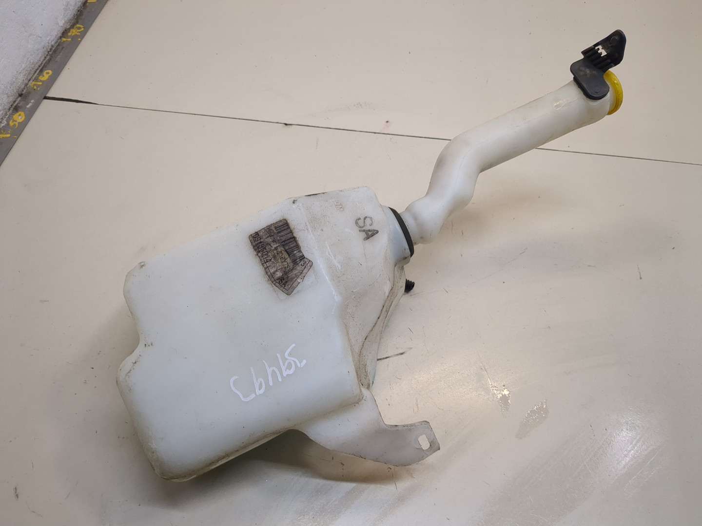 Бачок омывателя лобового стекла