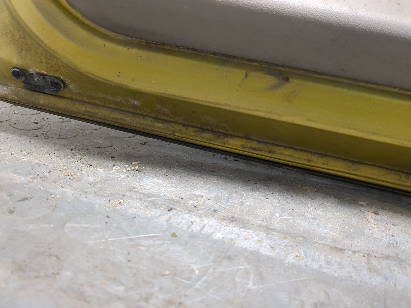 Дверь багажника