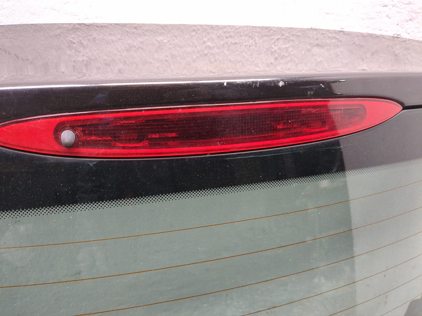 Дверь багажника