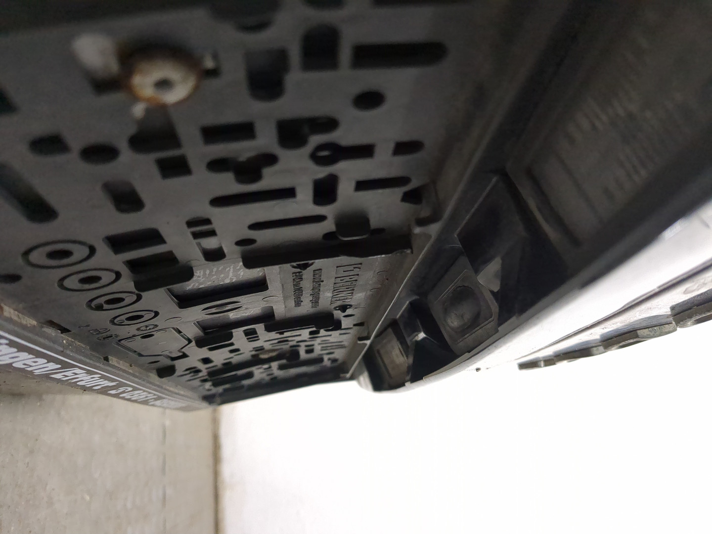 Дверь багажника