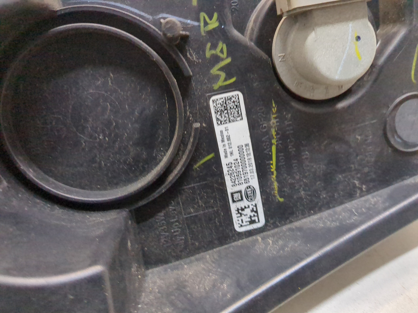 Фара противотуманная левая