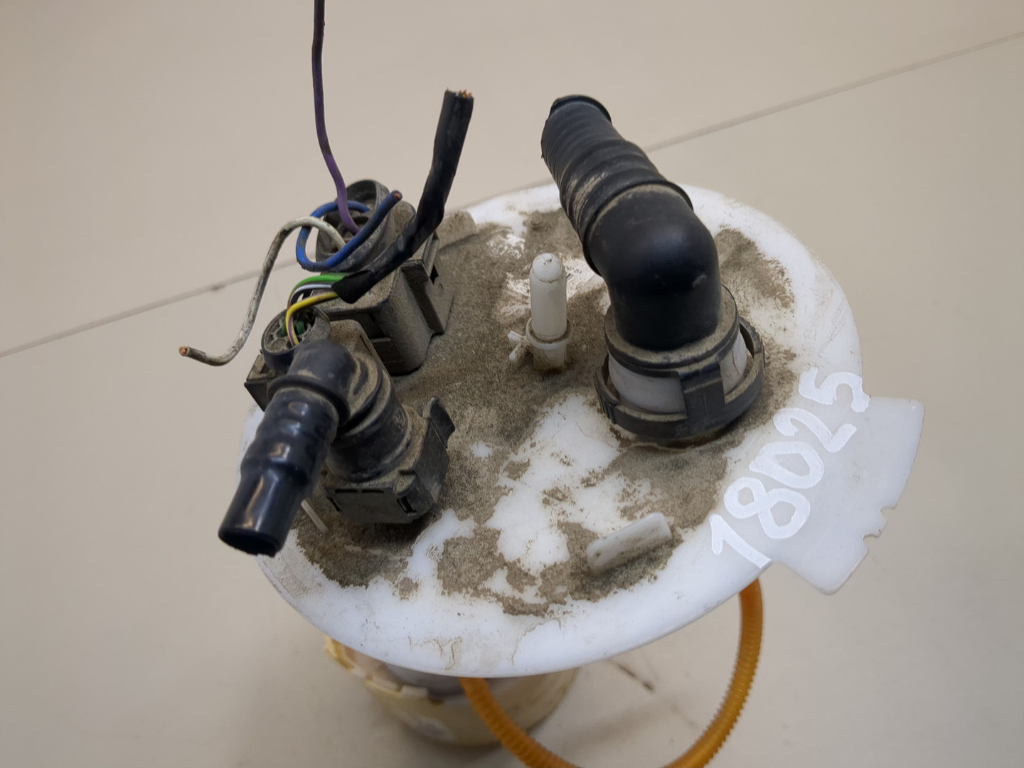 Насос топливный электрический