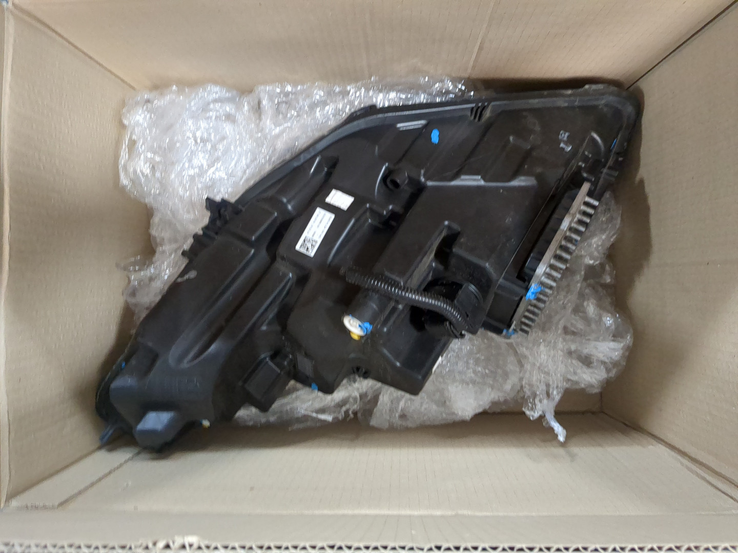 Фара правая