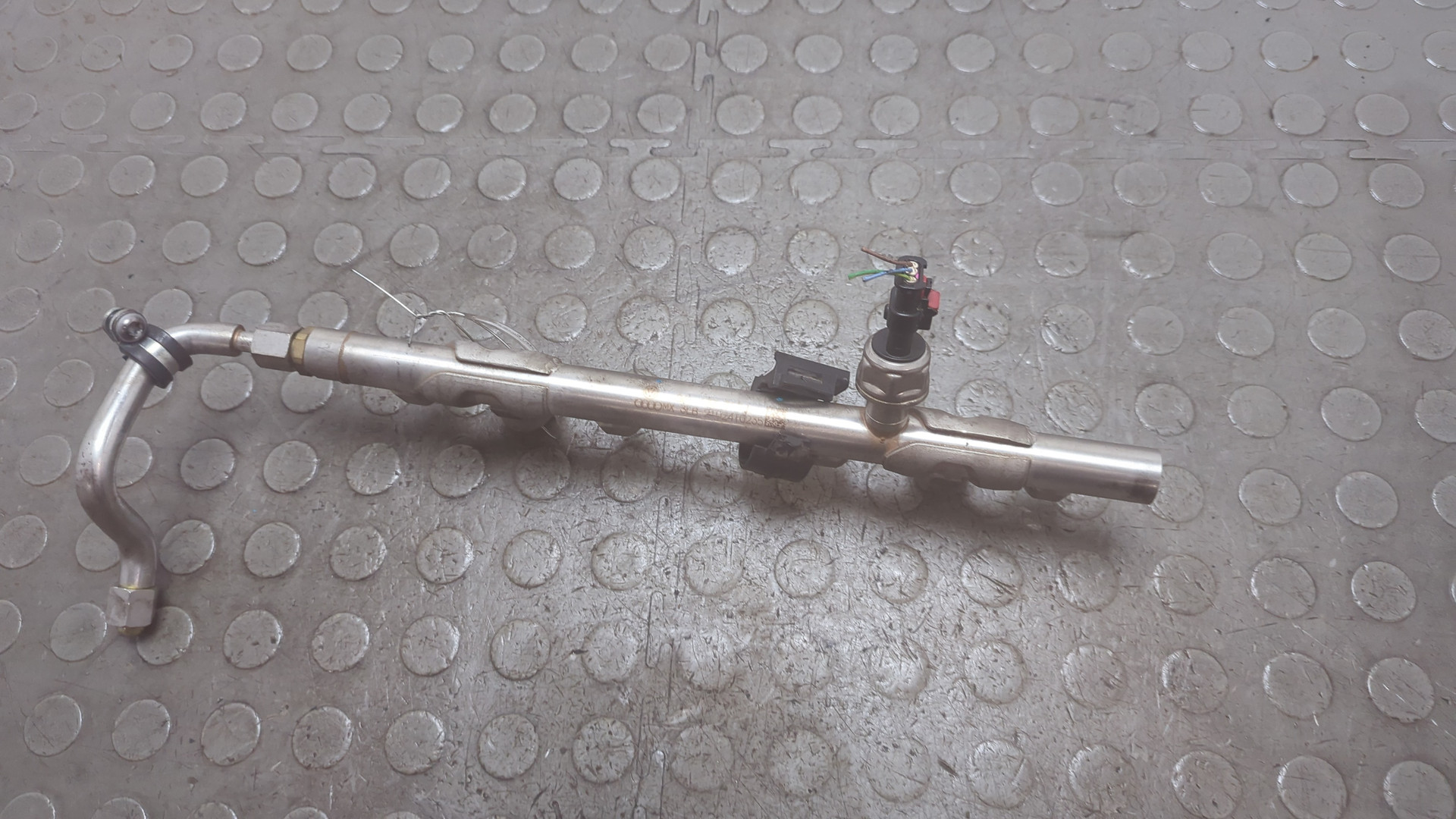 Рейка топливная (рампа)