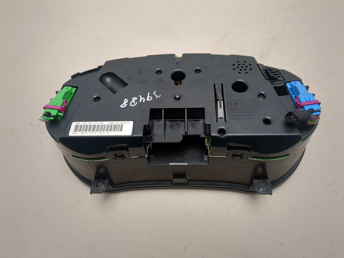 Панель приборов