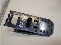 7L0860321A Упор противооткатный Audi Q5 2008-2017 20879191 #1